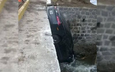 Agravan imputaci�n al hijo del Pato Cabrera por vuelco fatal