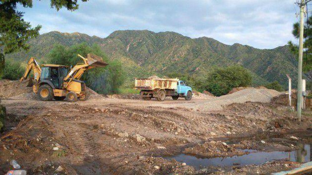 Avanzan las obras viales en zonas afectadas por el temporal