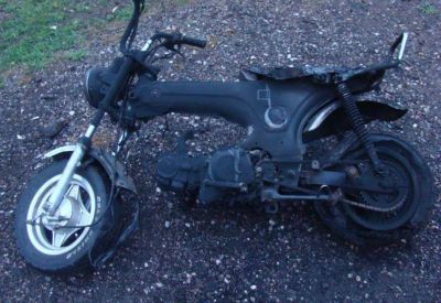 La moto no arrancaba y como la pod�an robar, la prendieron fuego