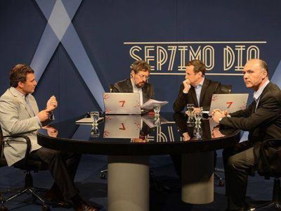Los tres precandidatos peronistas se enfrentaron por la relaci�n entre la Naci�n y Mendoza
