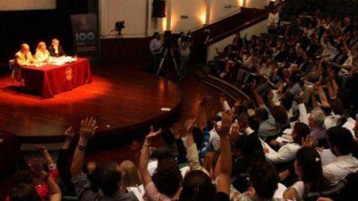 Tratamiento de la carrera docente volvi� a postergarse