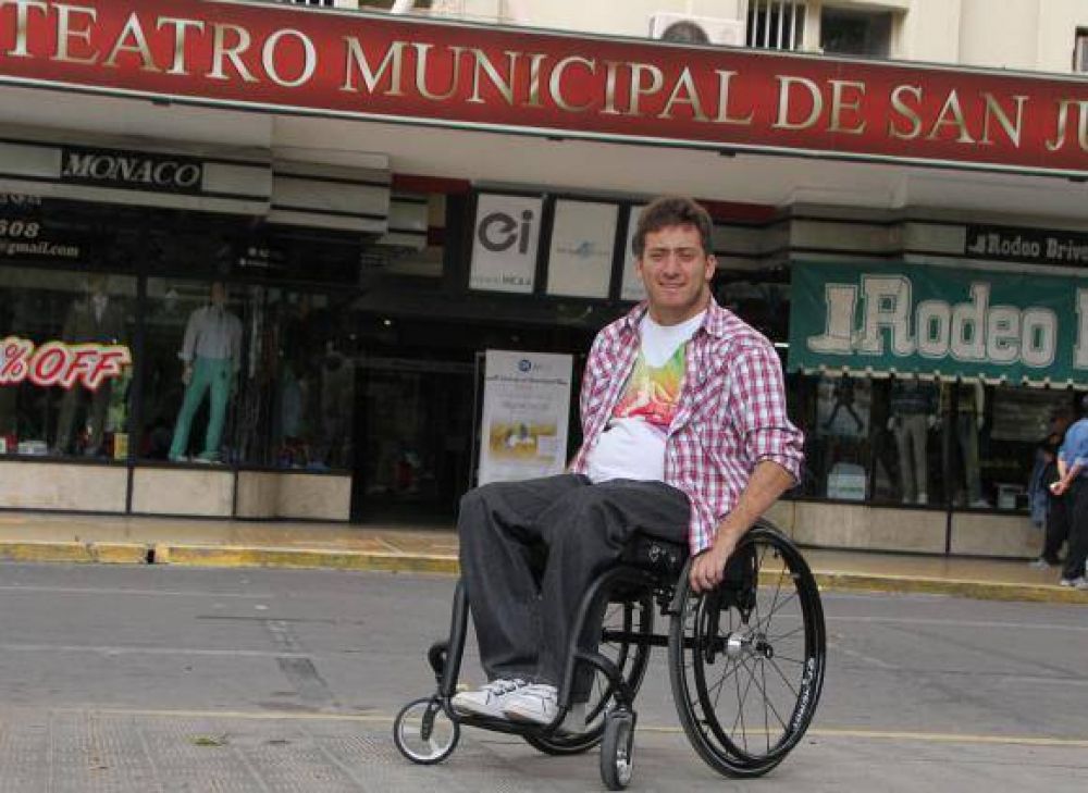 La desesperaci�n por vivir a pleno, contado desde una silla de ruedas