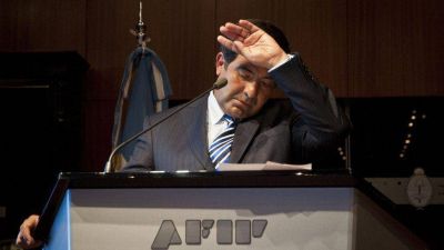 Imputaron a Ricardo Echegaray y a 2 directivos de la AFIP de Bah�a por el caso L�zaro B�ez