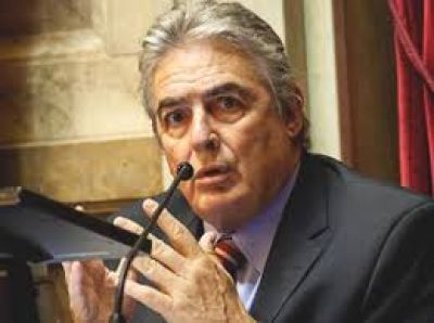 Jaime Linares prometi� crear una 