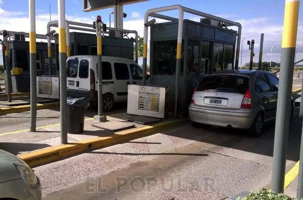 Discapacitados pueden tramitar el pase gratis por el peaje local
