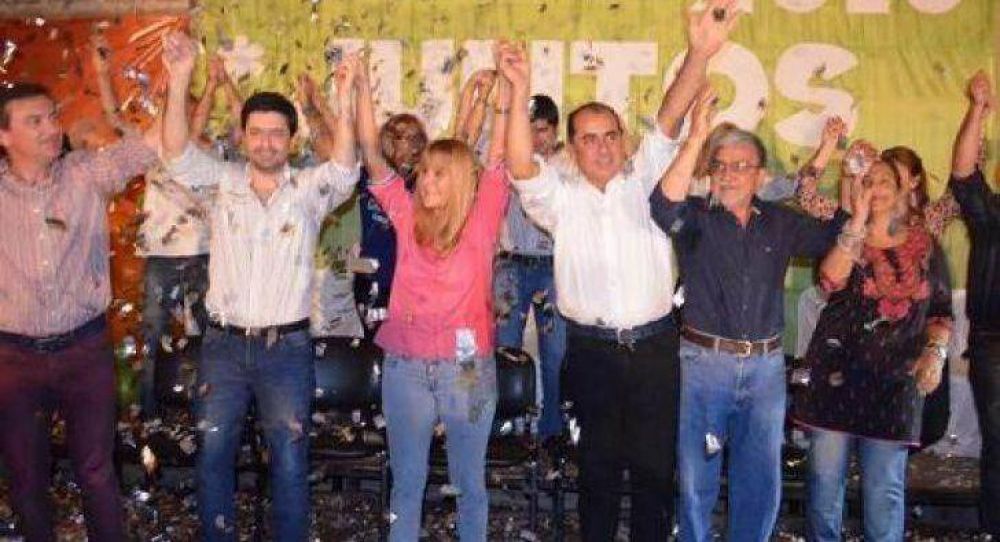 Multitudinario acompaamiento en el lanzamiento de la reeleccin de Machuca