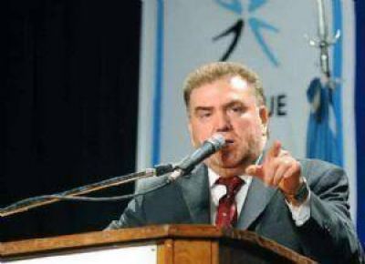 Amaya, sobre Alperovich: �Yo critico desde la pol�tica�