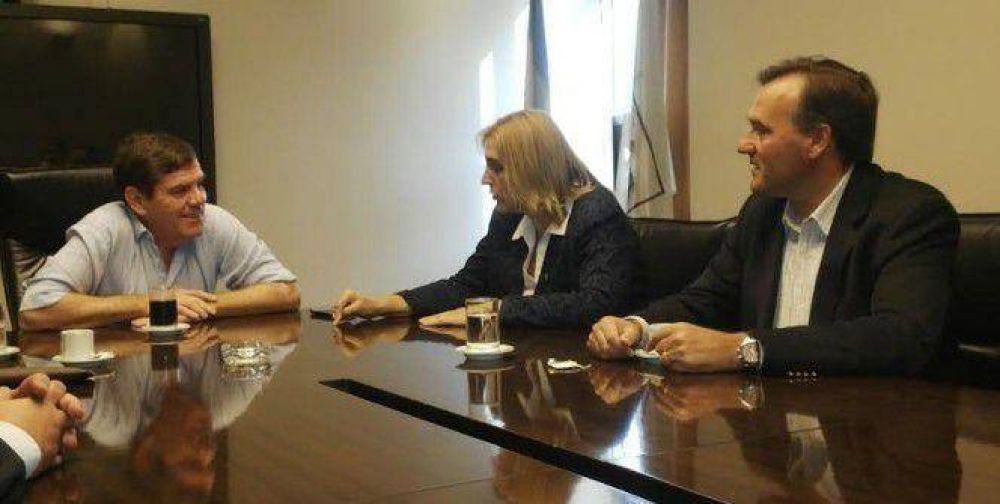 Baragiola se reuni� con el Ministro de Seguridad Porte�o Guillermo Montenegro