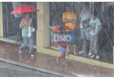 Sigue vigente la alerta por tormentas fuertes en la provincia