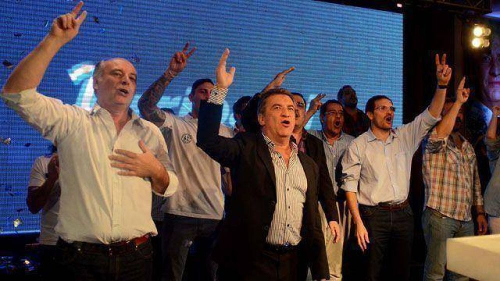 Urribarri cosech� apoyos en C�rdoba