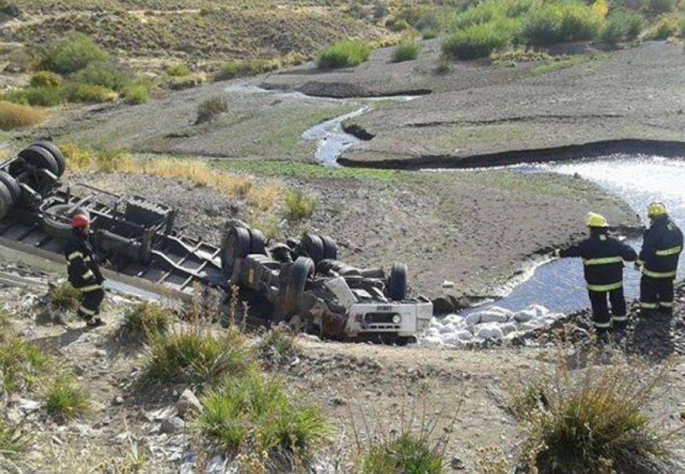 Accidente fatal de camionero a 70 kil�metros de Bariloche