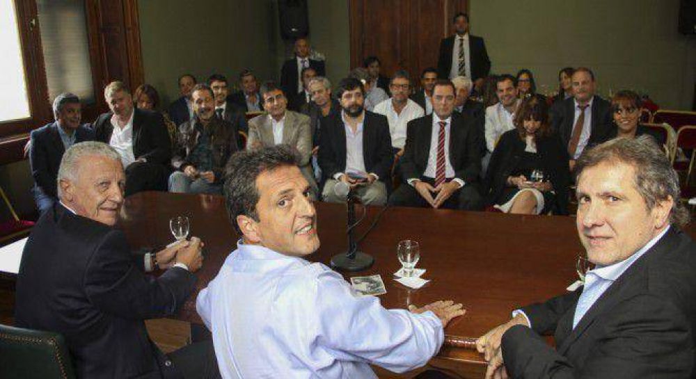 Massa visita La Plata pero evitar� mostrarse con sus candidatos