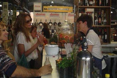 Copa en mano: una gu�a para recorrer el t�nel del vino y la cerveza en Masticar