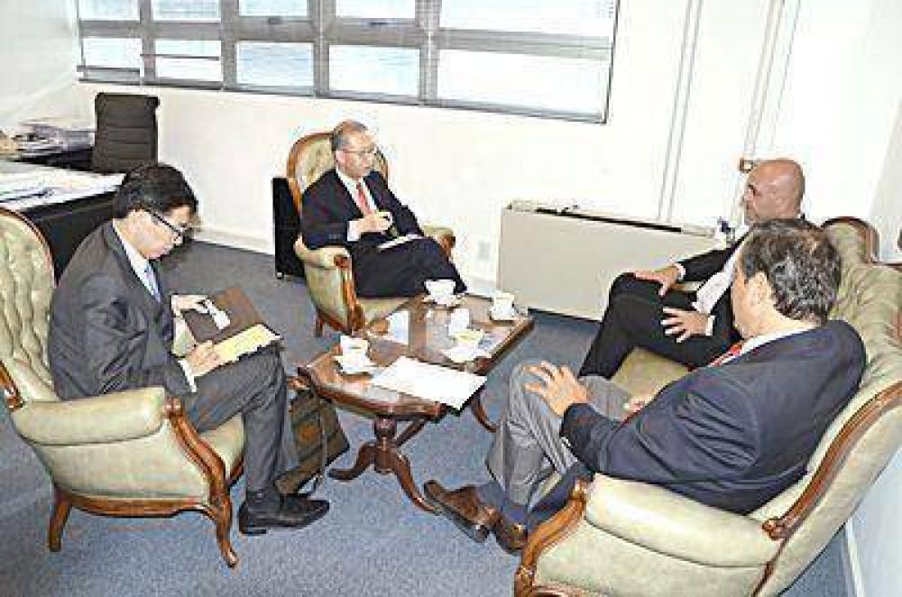 Funcionarios y cient�ficos de Corea visitaron instalaciones del Inidep
