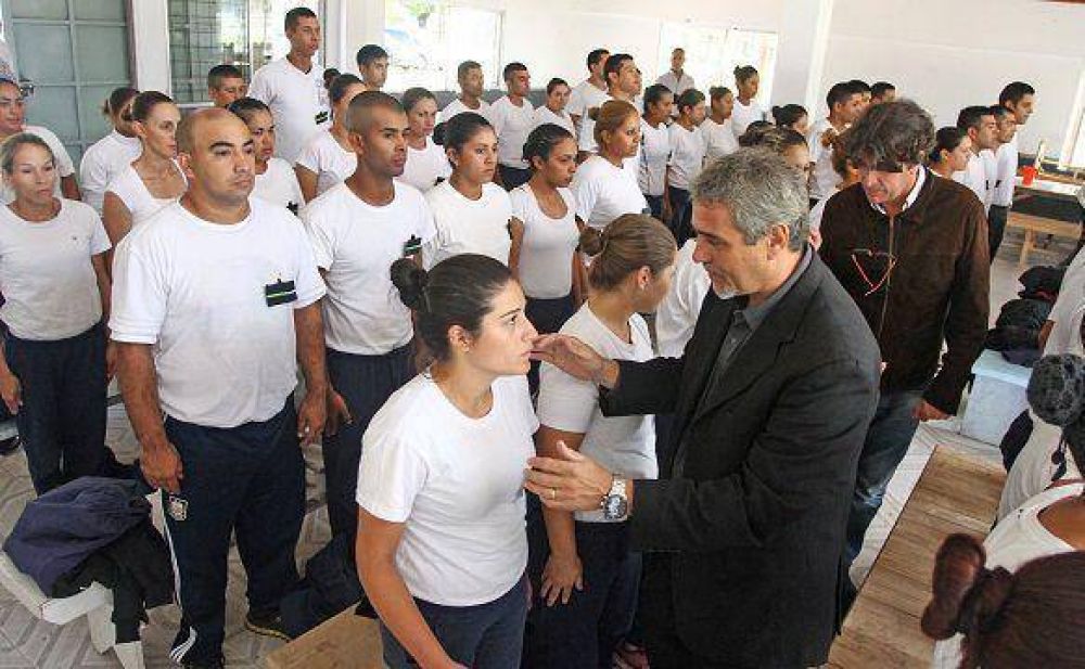 Avellaneda - Ferraresi: �Tenemos la mejor academia de Polic�a Comunal y lo vamos a demostrar con hechos�
