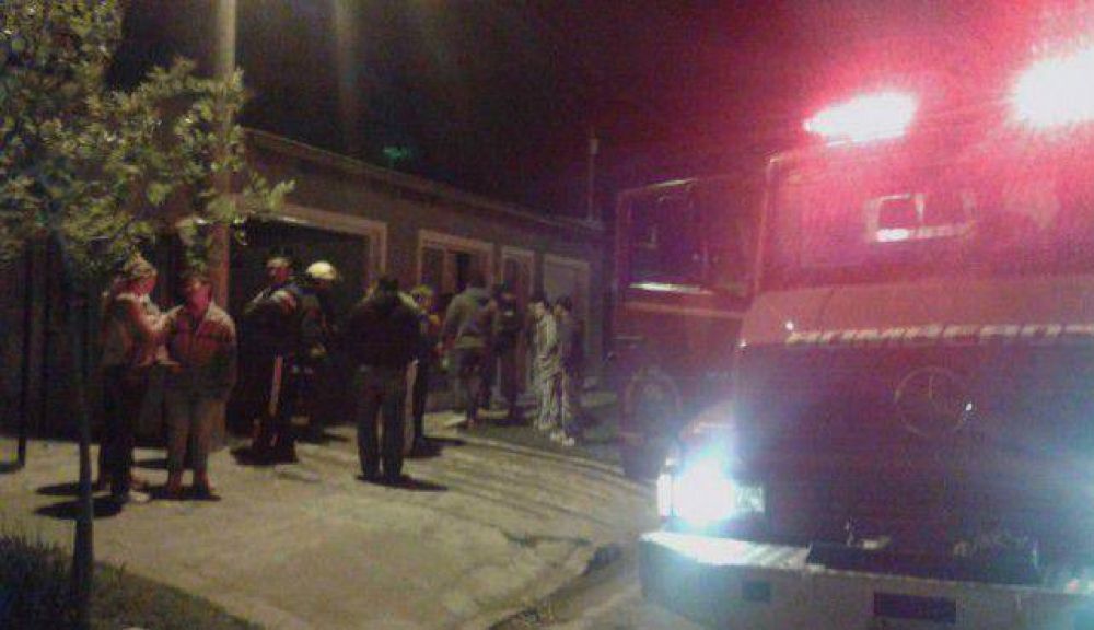 Bomberos sofocaron incendio provocado por un lavarropas