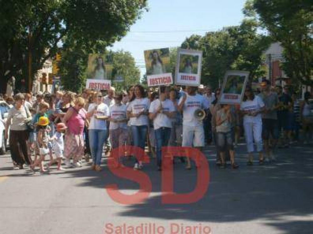 Hoy S�bado | RECORRIDO DE LA CARAVANA y MARCHA POR MARISOL