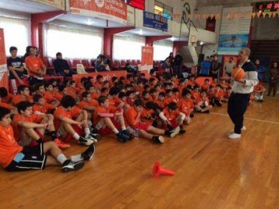 Por el deporte, el FPV en tierra massista