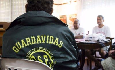 Lanzan la Escuela Municipal de Guardavidas