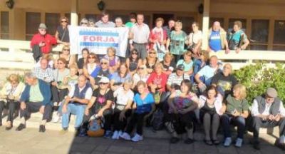 Otro contingente de jubilados envi� a C�rdoba, FORJA Mar del Plata-Bat�n