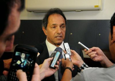 Scioli confirm� la construcci�n de un Centro de Salud de Atenci�n Primaria en Berazategui y otro en Quilmes