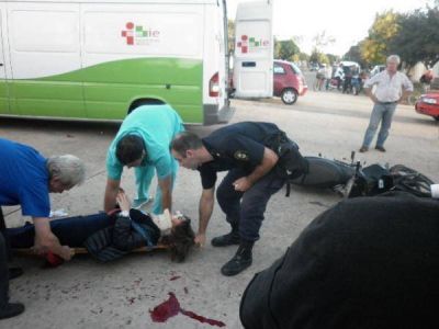Fuerte colisi�n en Rivadavia y Lamadrid