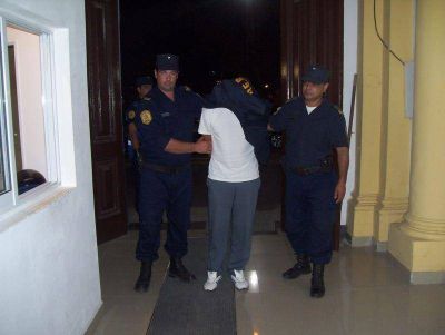  Detienen a un estafador que efectu� compras con cheques robados en San Luis