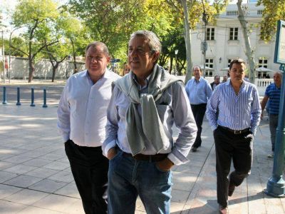 Cobos: 