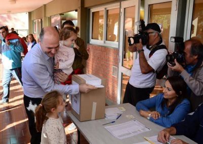 El kirchnerismo que acompa�a a Carmona est� �contento�