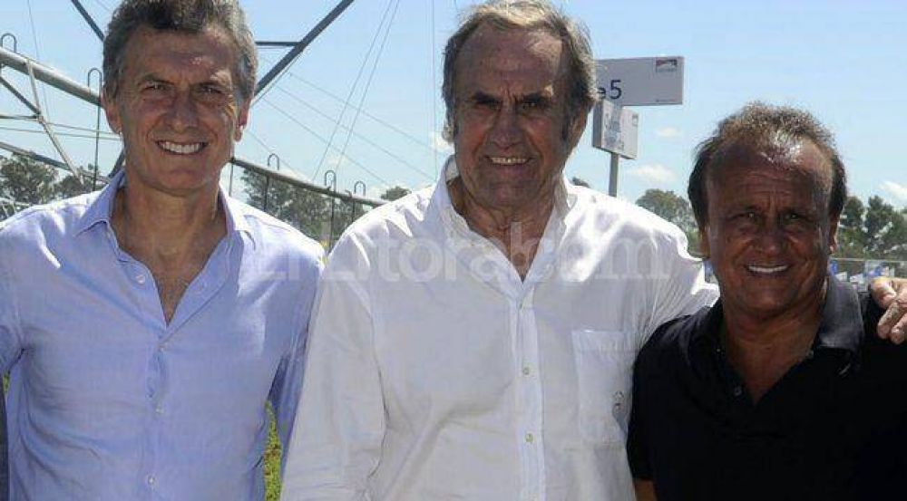 Macri y Reutemann est�n en Rosario y se mostrar�n con Del Sel a las 21 horas