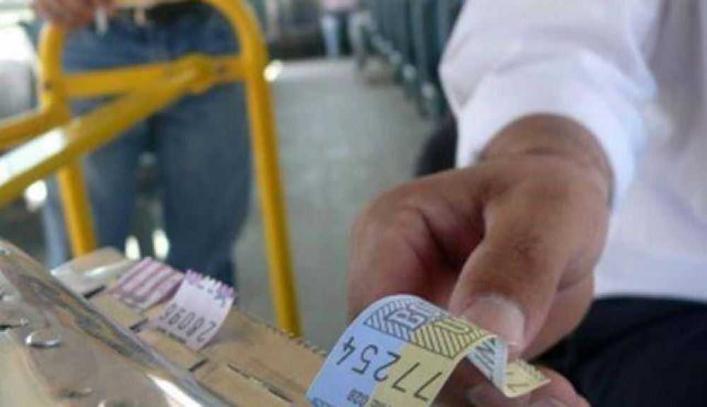 Propietarios de empresas de transporte amenazan con parar el servicio