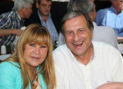 El triunfo de Mendoza reuni� a A�da Ayala y �ngel Rozas