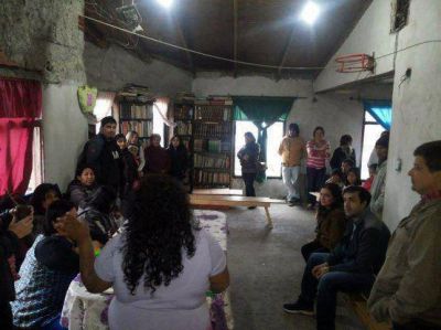 Vecinos de Los Lolos informaron problemas con la luz, el agua, las cloacas y recorrido del colectivo