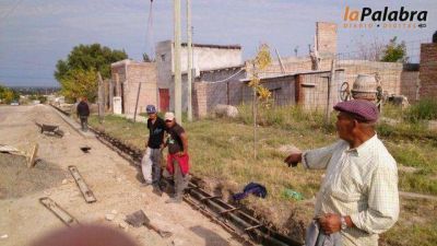 Finaliza la 3� Etapa de ejecuci�n de cord�n cuneta en Pueblo Nuevo