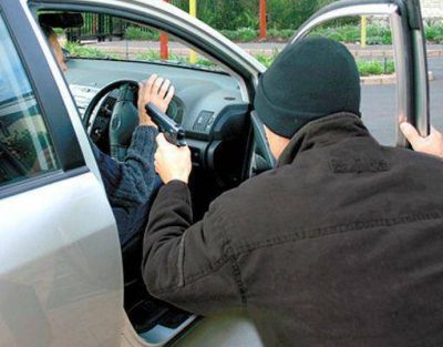 Robaron una camioneta a mano armada en Godoy Cruz