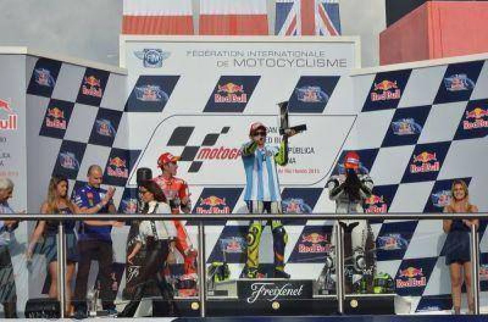 Valentino Rossi se qued� con el GP de la Argentina ante una multitud que disfrut� del Moto GP