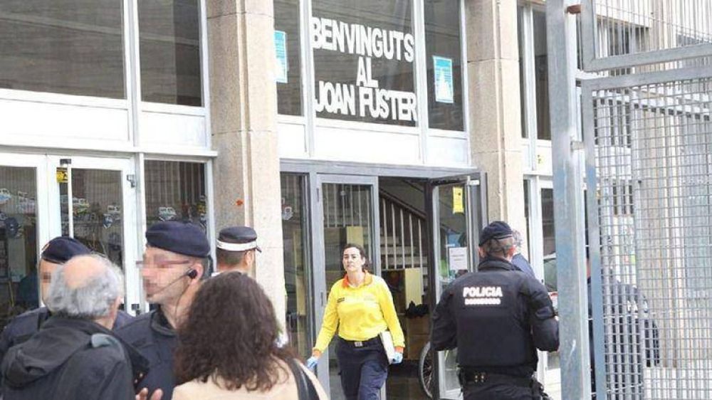 Espa�a: un alumno armado con una ballesta mat� a un profesor en Barcelona