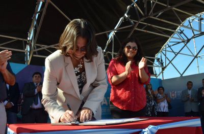 Convenio para el asfaltado de 500 calles de Valle Viejo