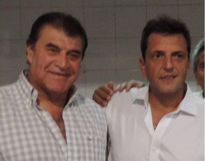 NASIF RATIFIC� SU COMPROMISO CON EL MASSISMO
