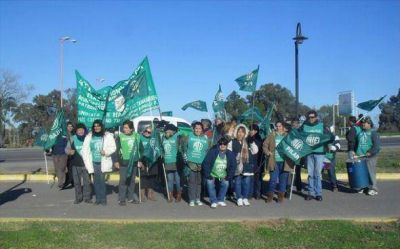 ATE Pilar insiste en un sueldo b�sico de 6000 pesos para los municipales