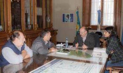 El Intendente se reuni� con el coordinador del proyecto Regional de la Cuenca Centro INTA