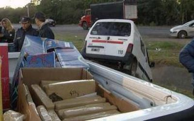 Persecuci�n y choque en la Riccheri: Lo detienen con 600 kilos de droga