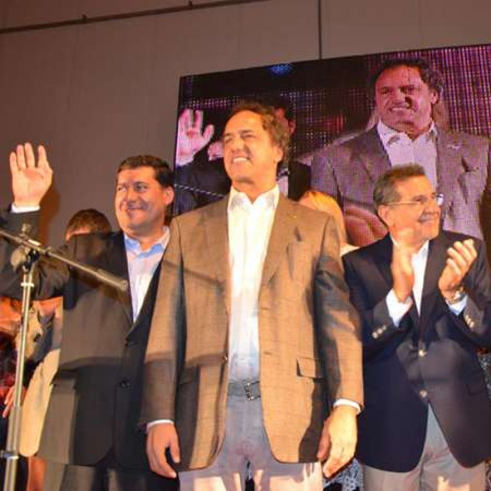 Scioli respaldo con Casas la continuidad del proyecto provincial