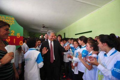 Poggi recorrer� siete localidades en los departamentos Pringles, San Mart�n y Ayacucho