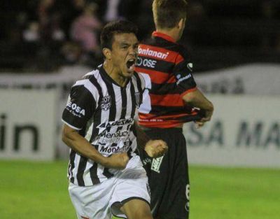 Gimnasia derrot� a Douglas Haig