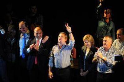 Seg�n Urribarri, la gesti�n de Alperovich es la mejor de todas