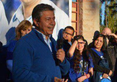 Figueroa: �La �nica encuesta es cara a cara con la gente�