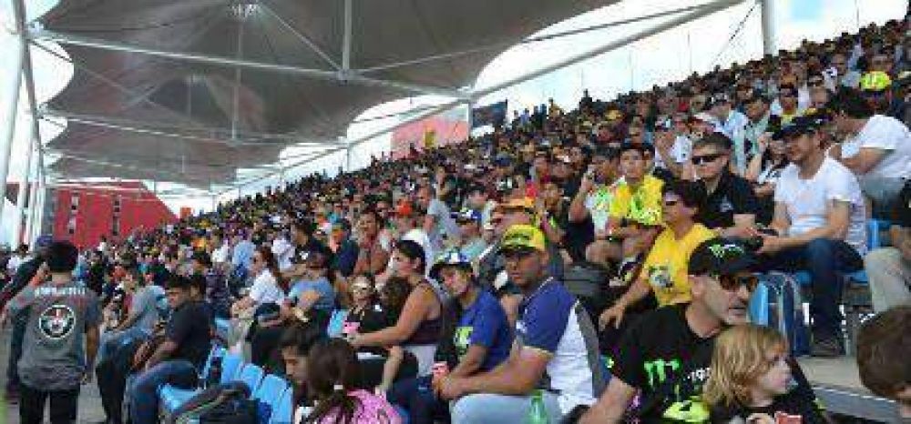 Las Termas deslumbr� a los miles de turistas que llegaron para disfrutar el Moto GP