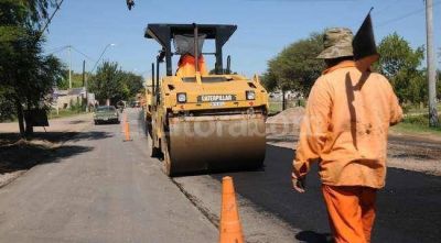 Inauguran la pavimentaci�n del acceso a Alto Verde