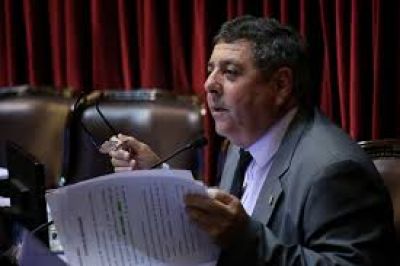 De �ngeli tambi�n reclam� al Gobernador que defina el cronograma electoral 